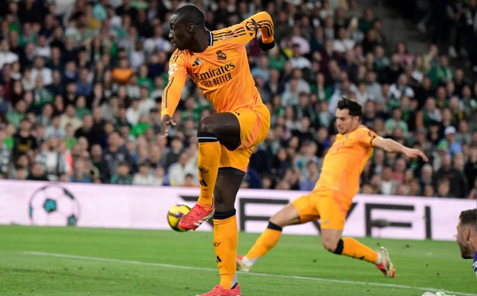 塞维利亚实力崛起,挑战西甲强队! 塞维利亚实力崛起,挑战西甲强队!