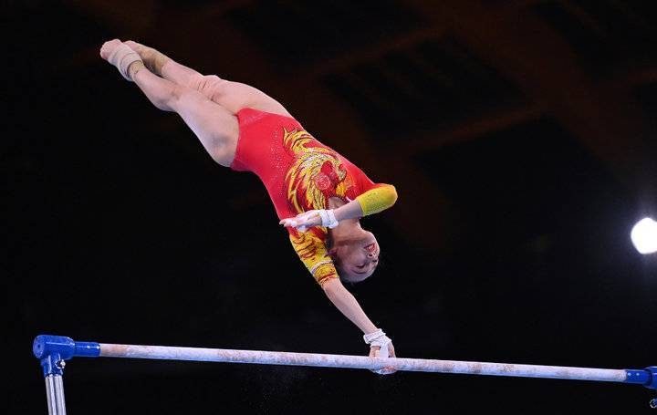乌克兰女子体操选手斩获两枚金牌