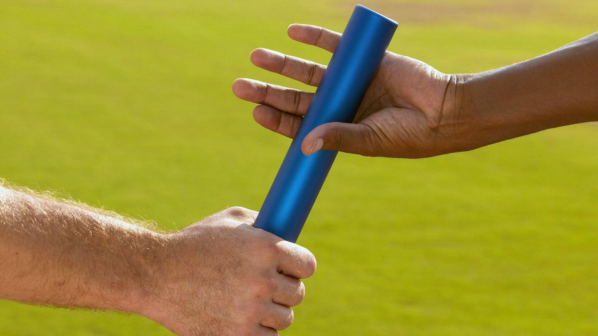 赛道与绿茵的奇妙共振，当F1街道赛遇见加纳式防守