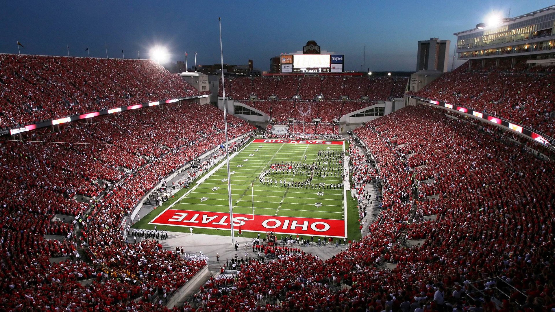 绿茵场上的唯一性，当尤文击碎红魔，李刚仁在德甲之巅接管比赛