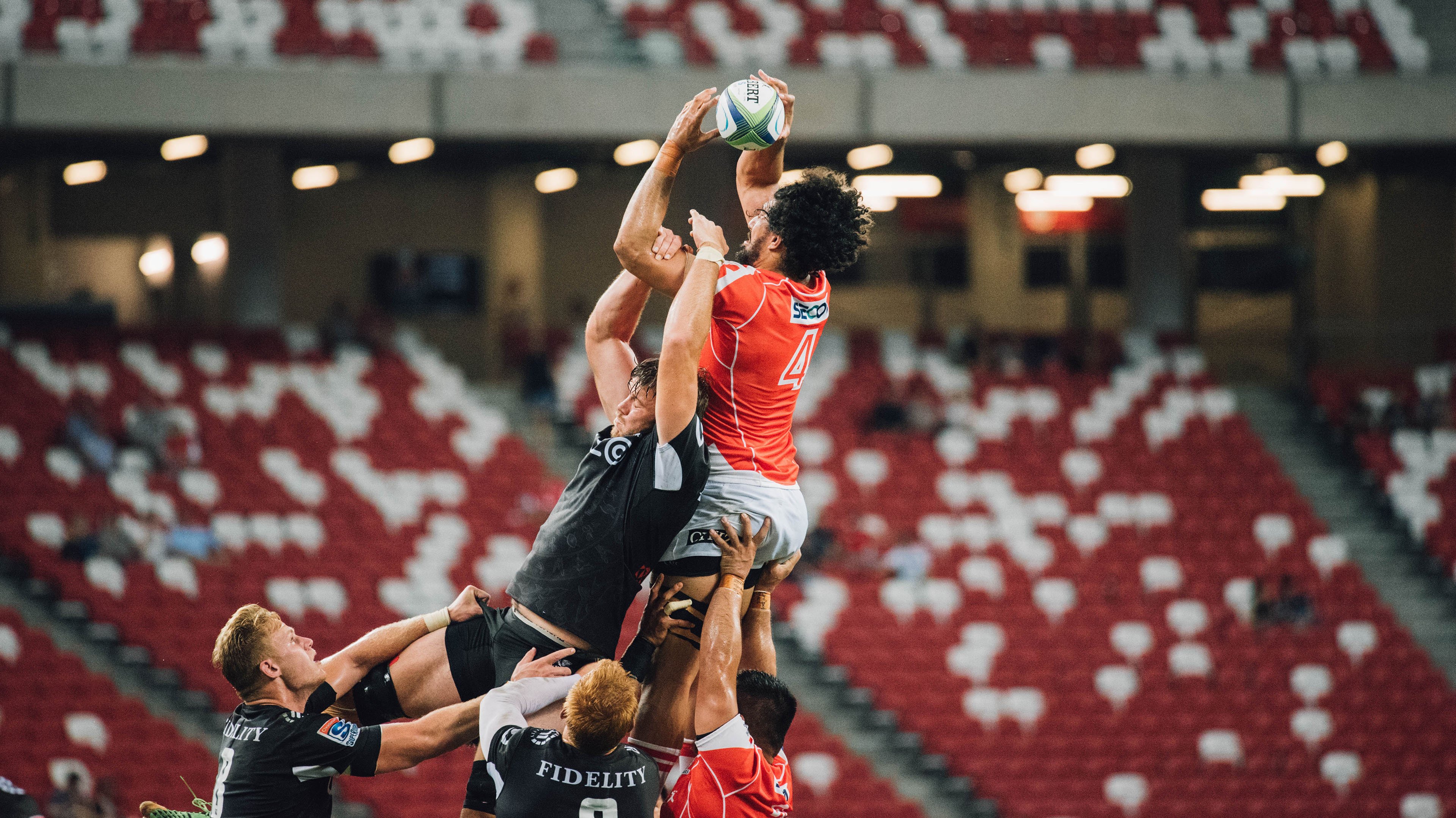 拜仁对阵比利时？不，是阿圭罗的封神时刻